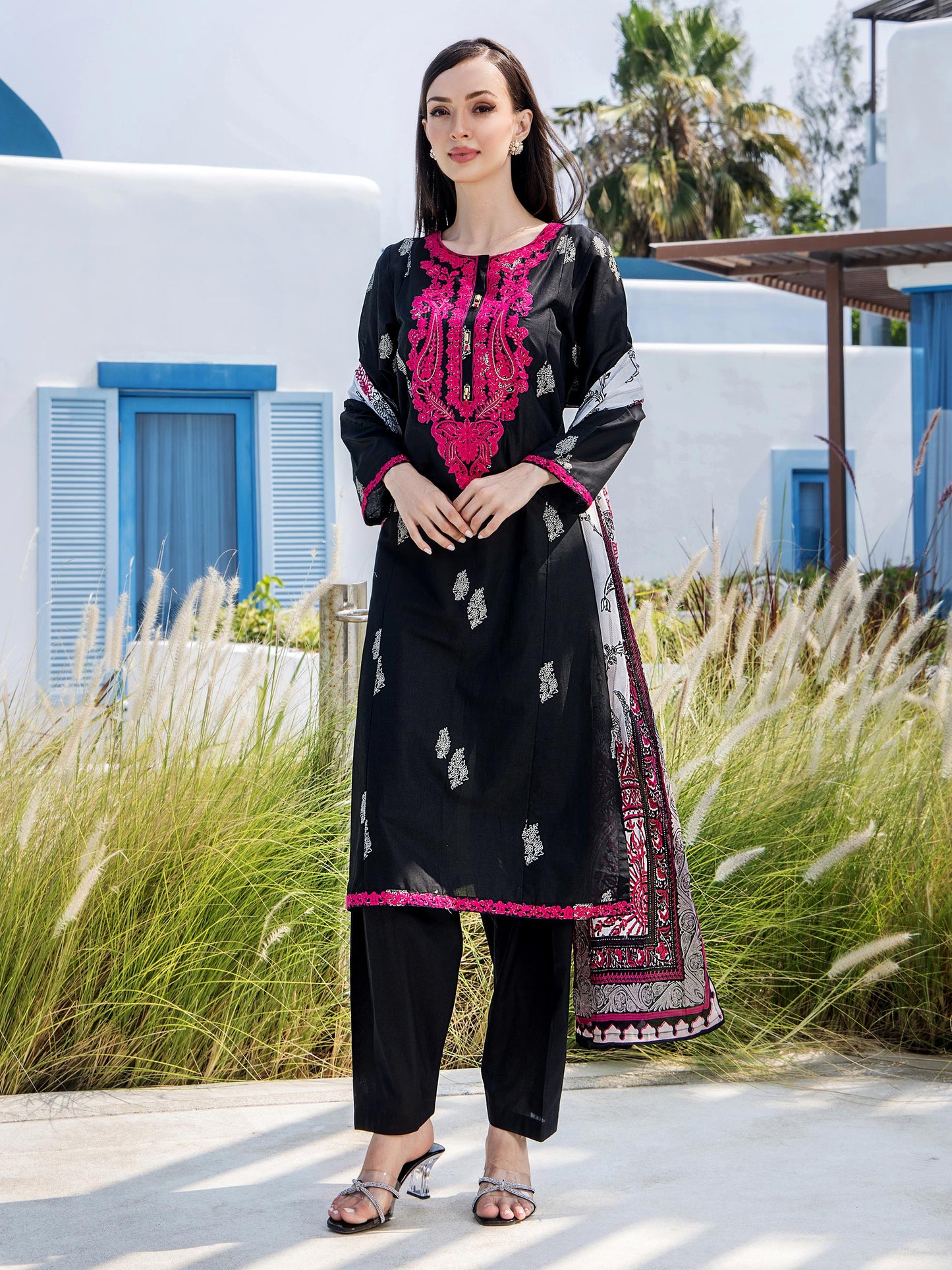 2 Piece Lawn Suit-Embroidered (Unstitched)