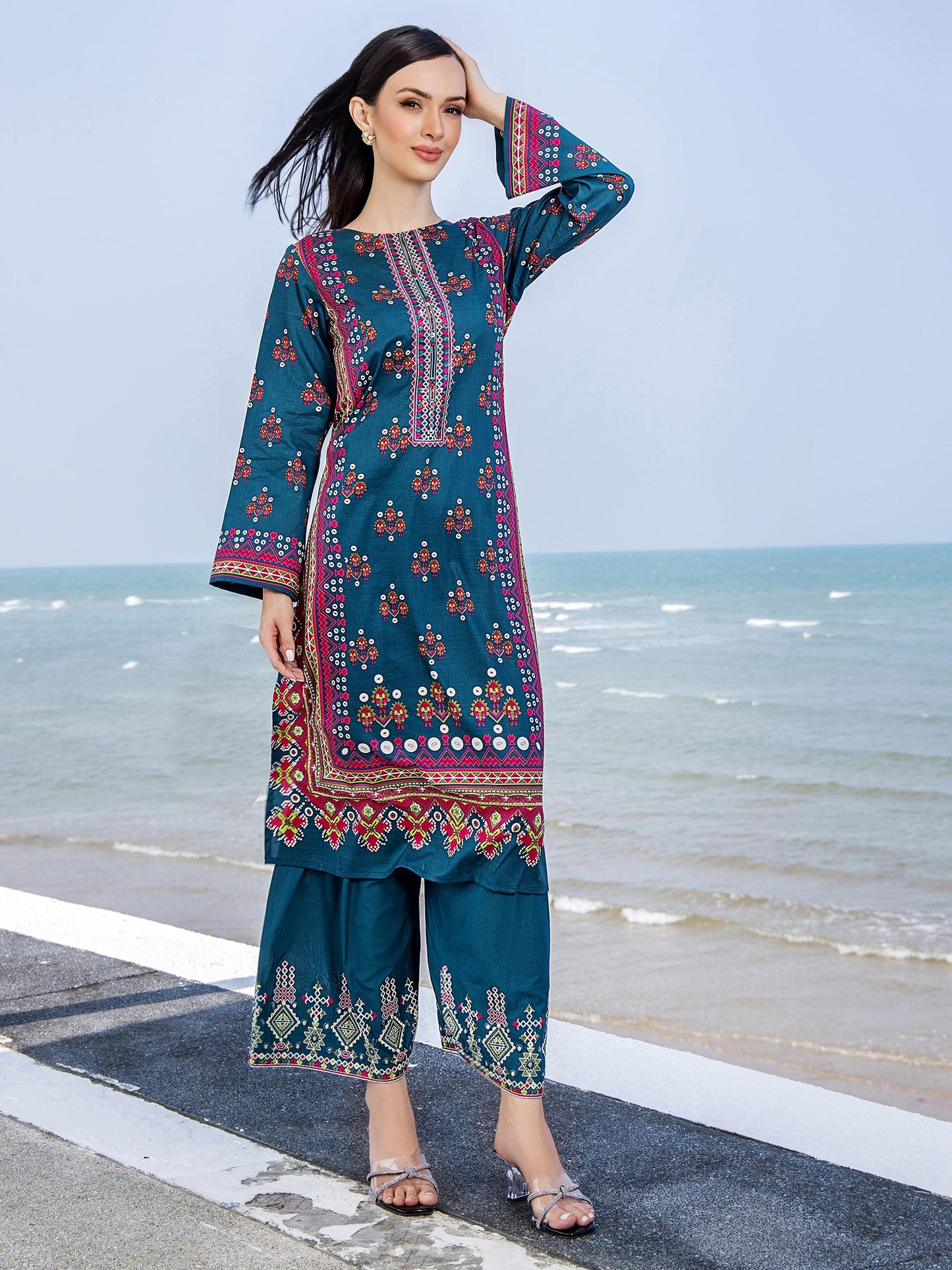 2 Piece Lawn Suit-Embroidered (Unstitched)