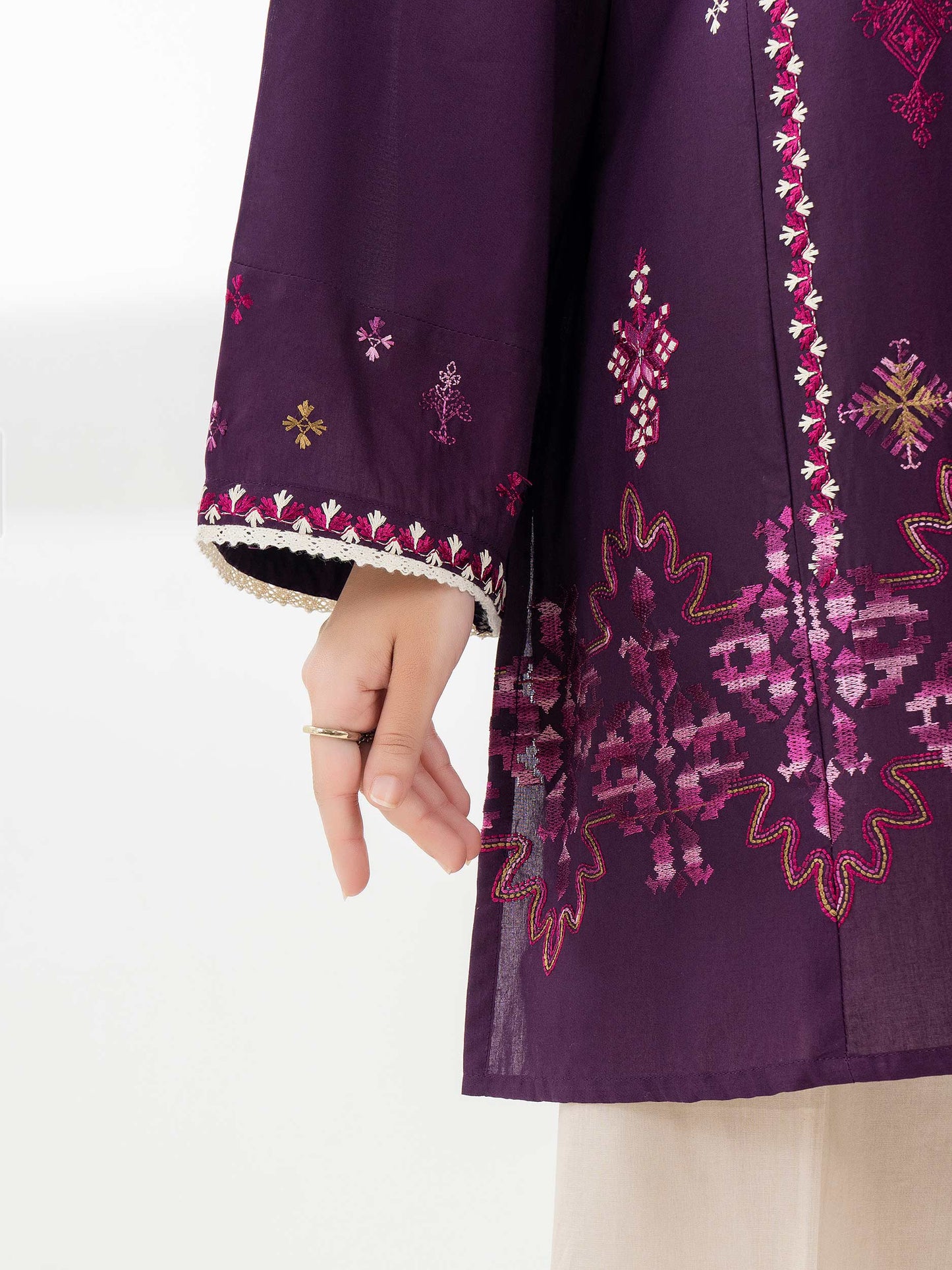 Cambric Kurti-Embroidered (Pret)