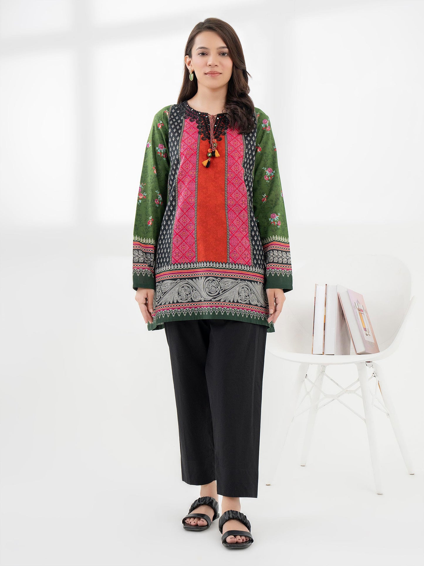 Cambric Kurti-Embroidered (Pret)