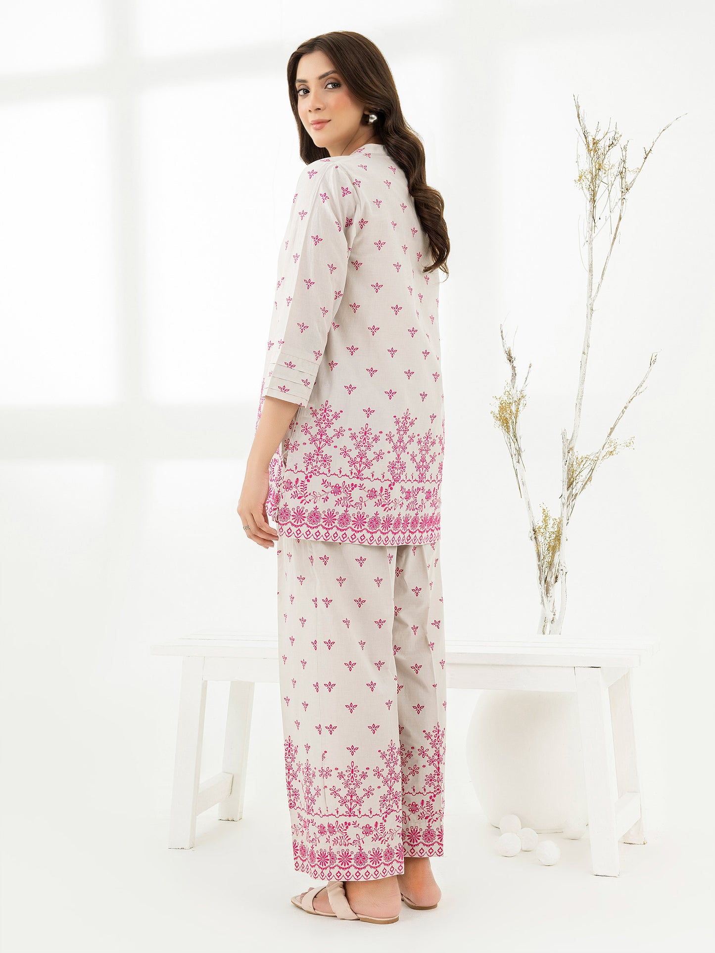 2 Piece Lawn Suit-Emboss Print (Pret)