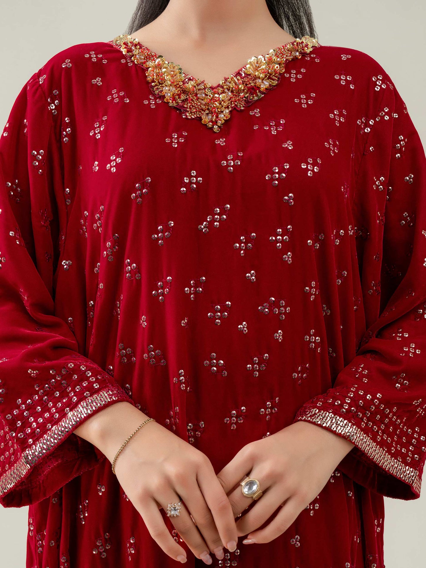 Velvet Kaftan-Embroidered (Pret)