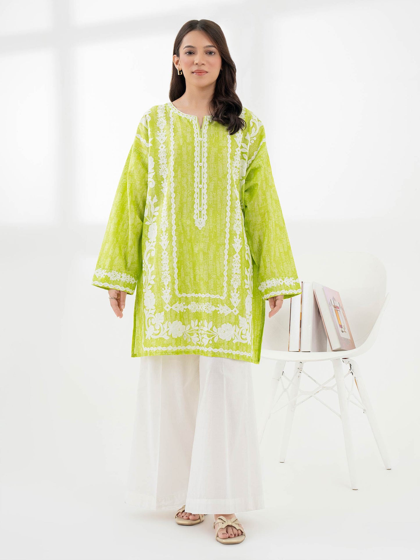 Cambric Kurti-Embroidered (Pret)