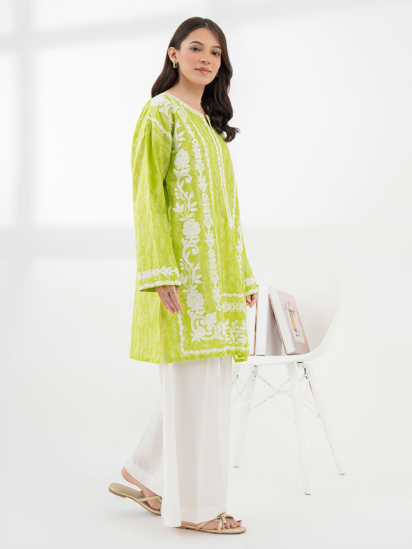 Cambric Kurti-Embroidered (Pret)