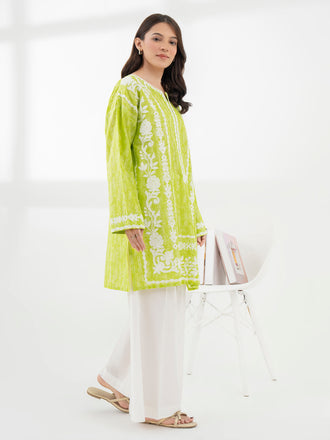 cambric-kurti-embroidered-(pret)