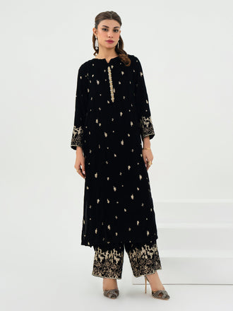 2-piece-velvet-suit-embroidered-(pret)