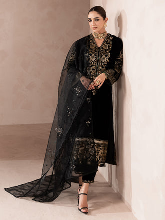 3-piece-velvet-suit-embroidered-(pret)