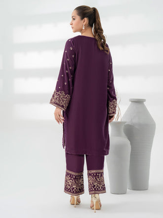 2-piece-velvet-suit-embroidered-(pret)