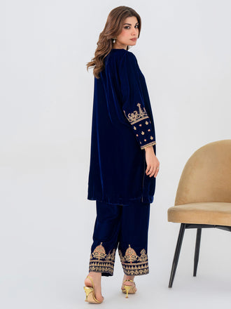 2-piece-velvet-suit-embroidered-(pret)