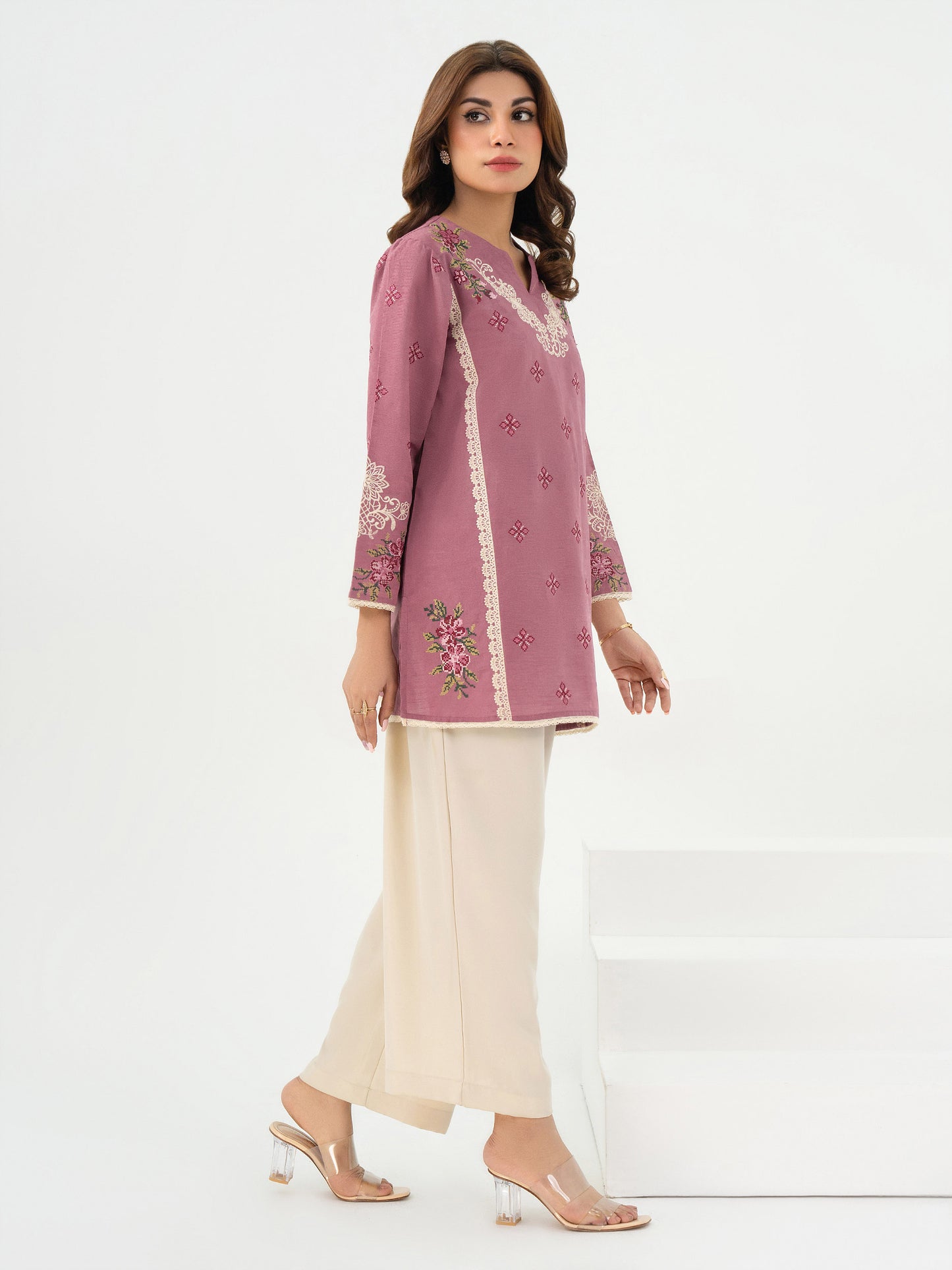 Khaddar Kurti-Embroidered (Pret)