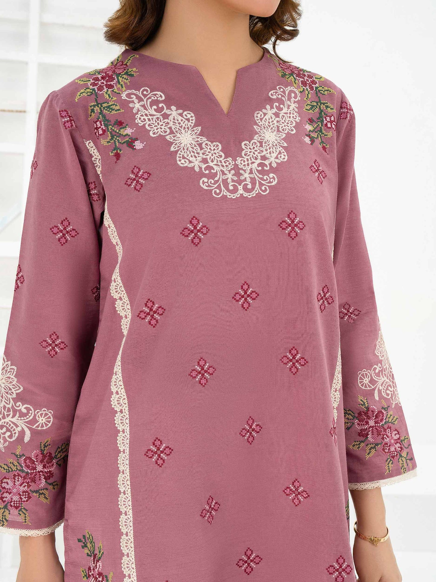 Khaddar Kurti-Embroidered (Pret)