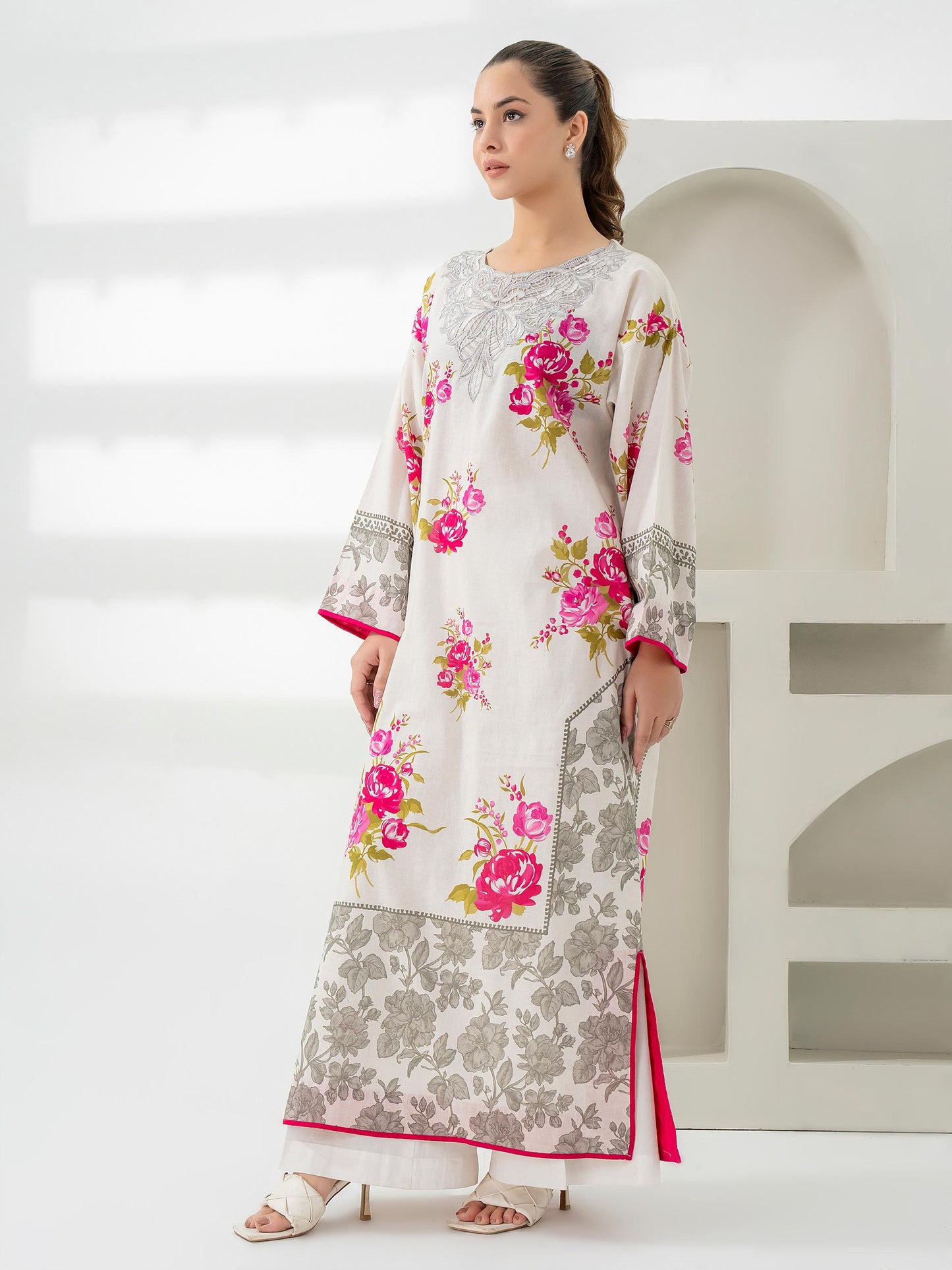 Khaddar Shirt-Embroidered (Pret)