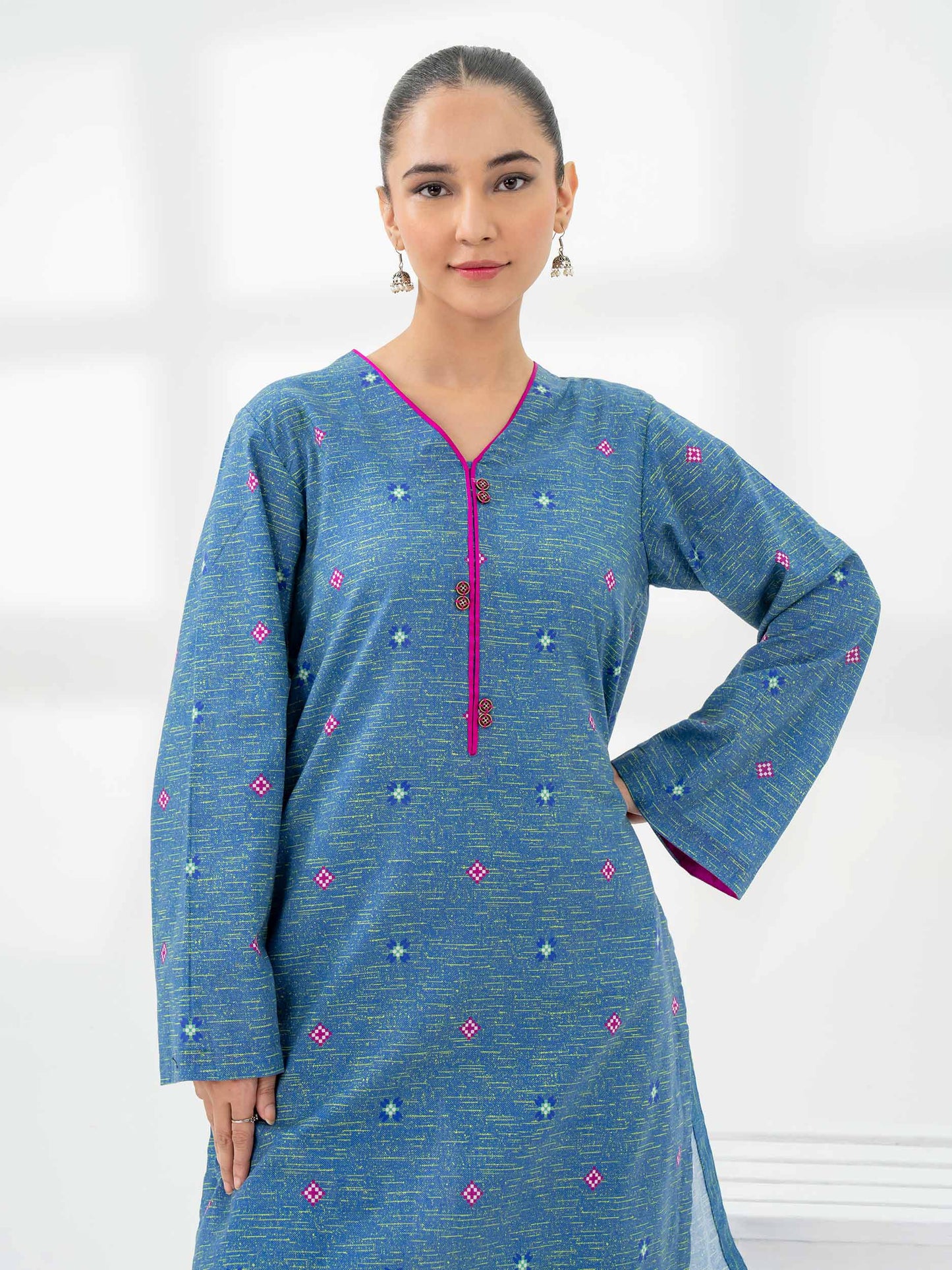 2 Piece Khaddar Suit-Printed (Pret)