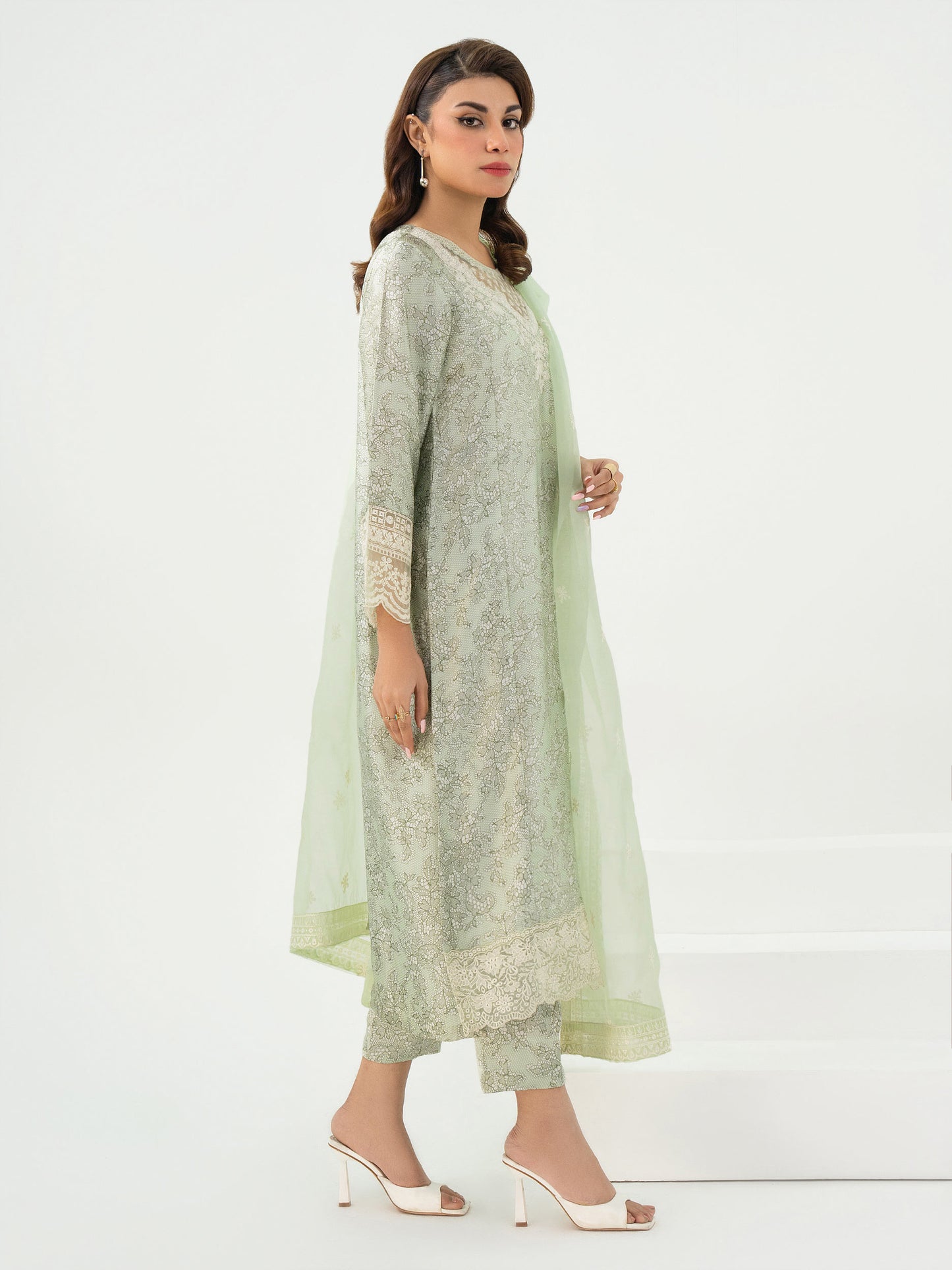 3 Piece Silk Suit-Embroidered (Pret)