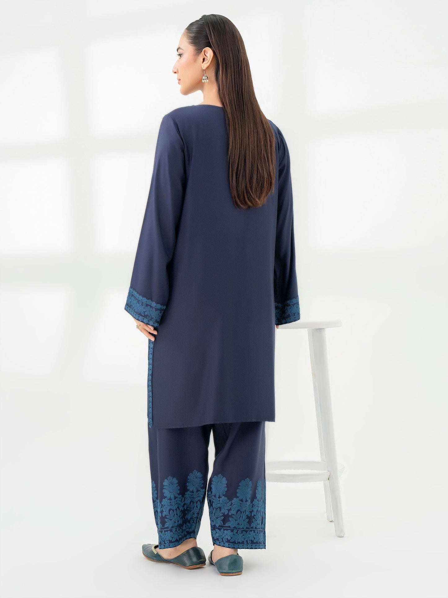 2 Piece Crepe Suit-Embroidered (Pret)