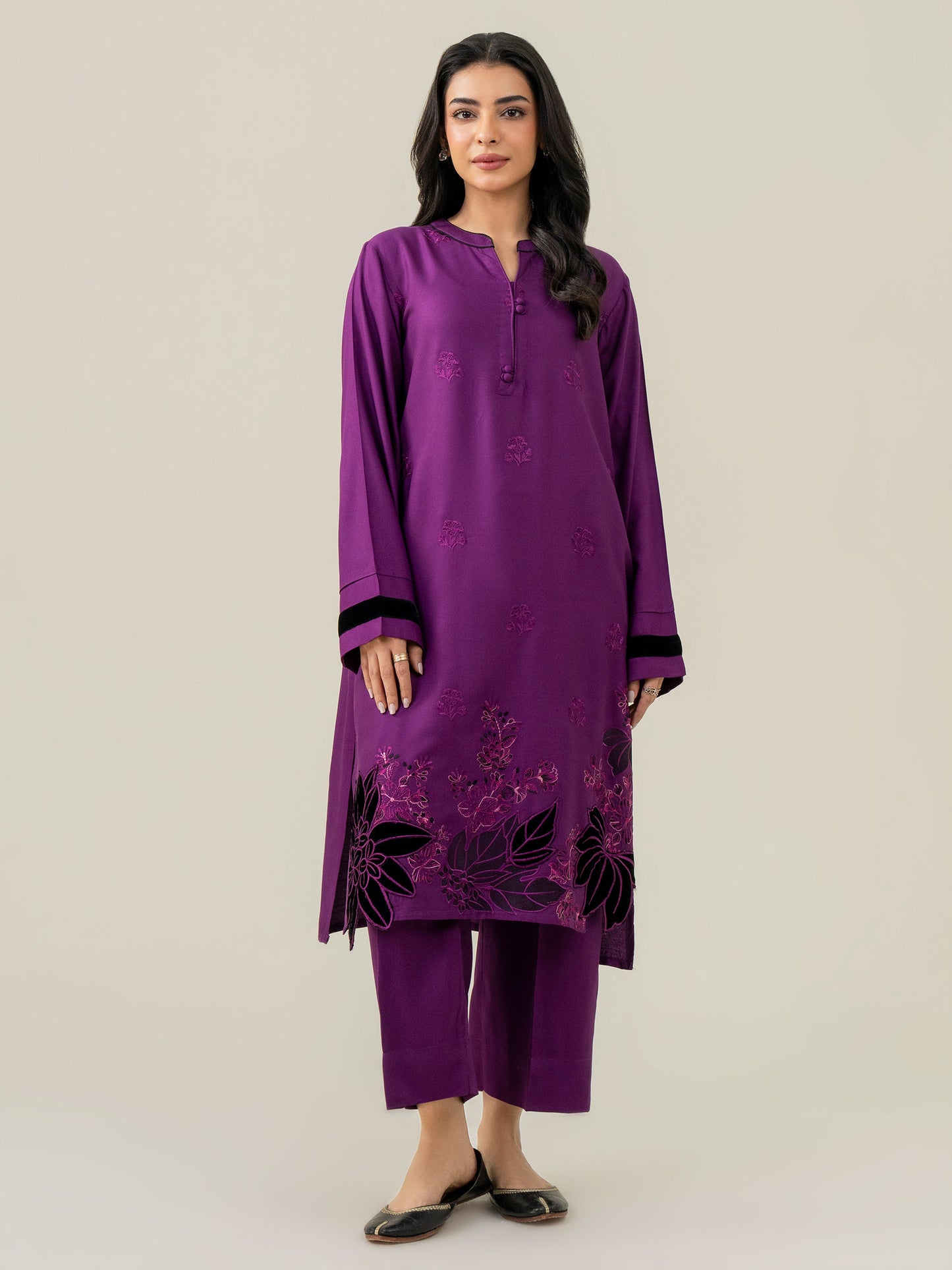 2 Piece Crepe Suit-Embroidered (Pret)