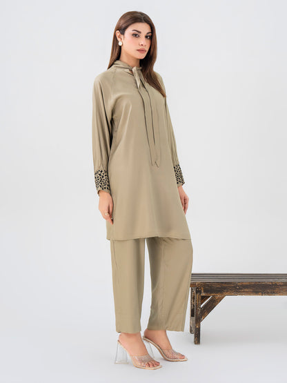 2 Piece Crepe Suit-Embroidered (Pret)