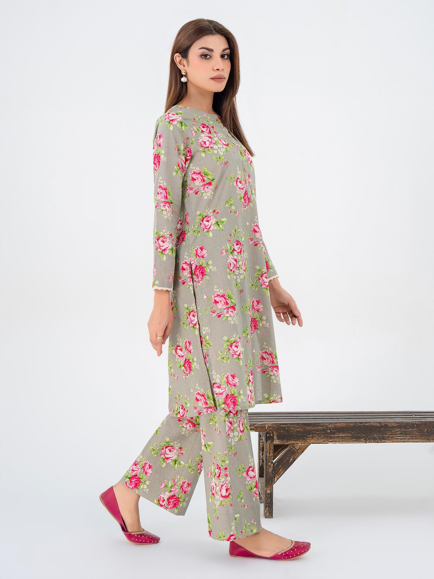 2 Piece Khaddar Suit-Printed (Pret)