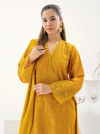 3-piece-khaddar-suit-embroidered-(pret)