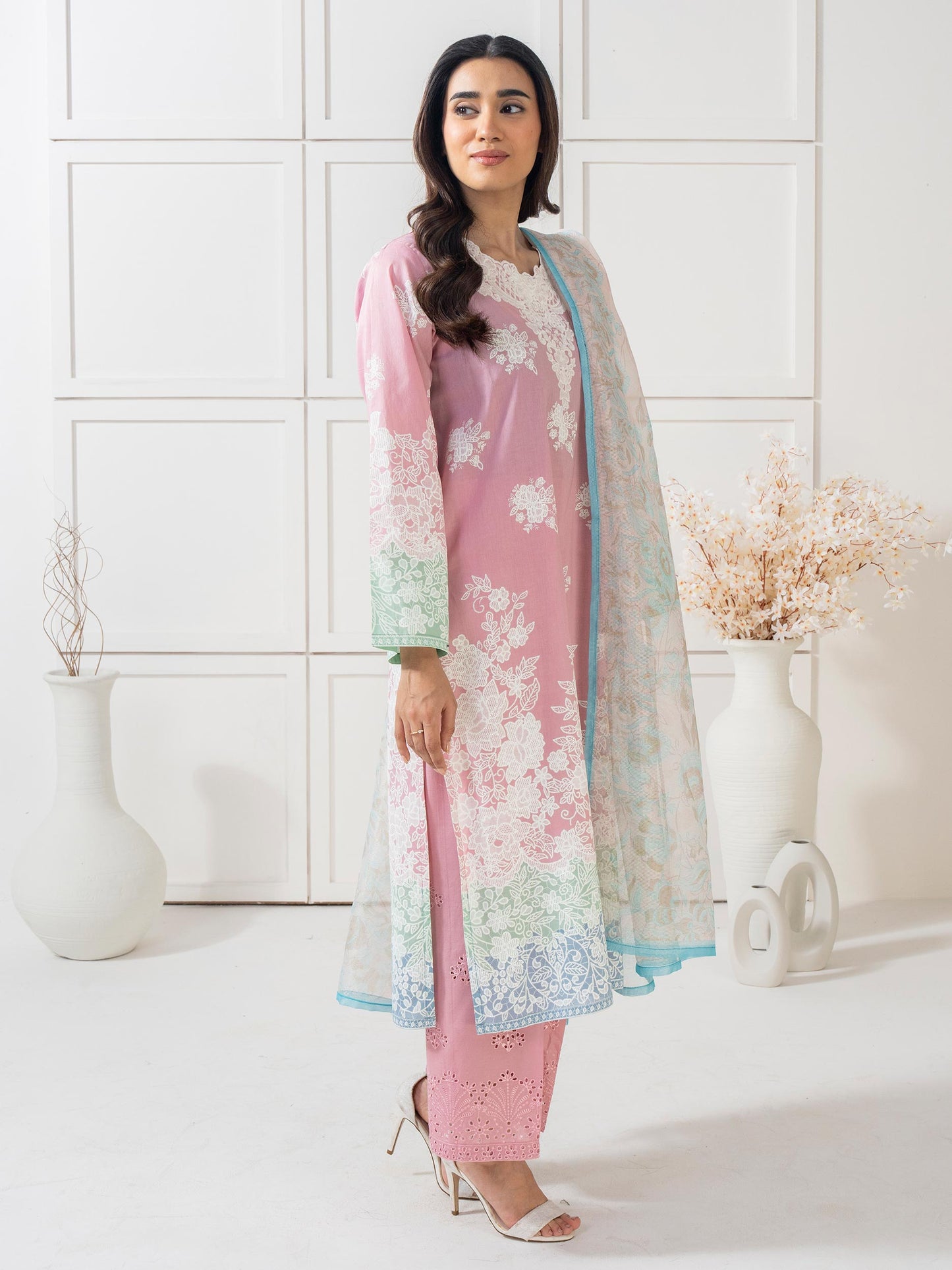 3 Piece Lawn Suit-Embroidered (Pret)