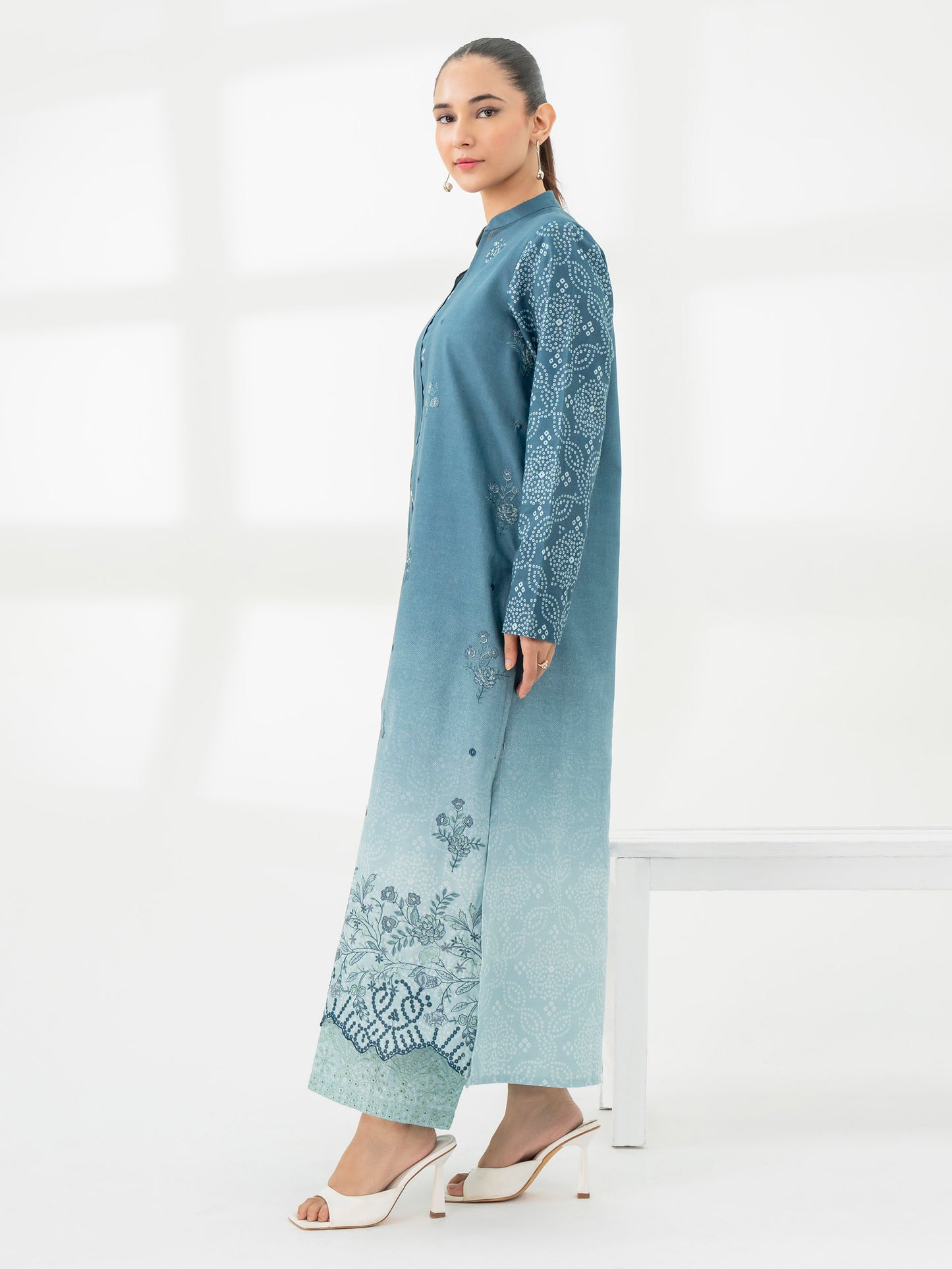 2 Piece Khaddar Suit-Embroidered (Pret)