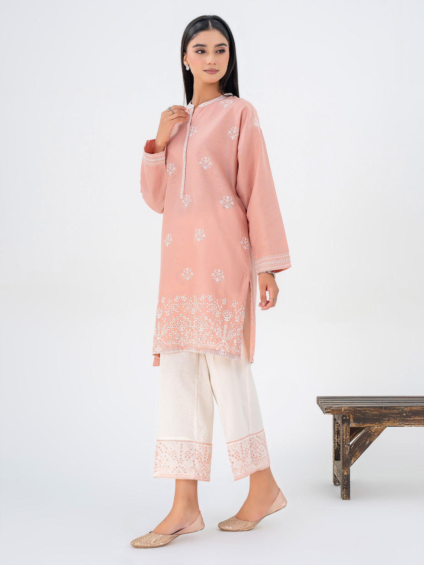 2 Piece Khaddar Suit-Embroidered (Pret)