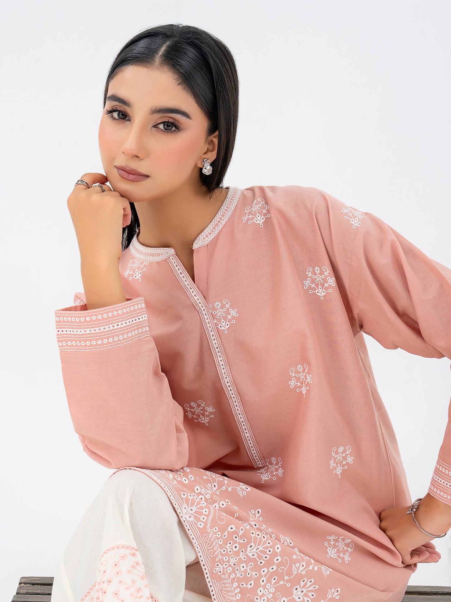 2 Piece Khaddar Suit-Embroidered (Pret)