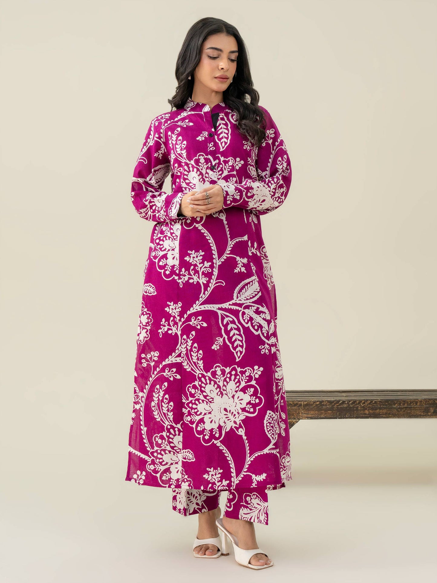 2 Piece Khaddar Suit-Printed (Pret)