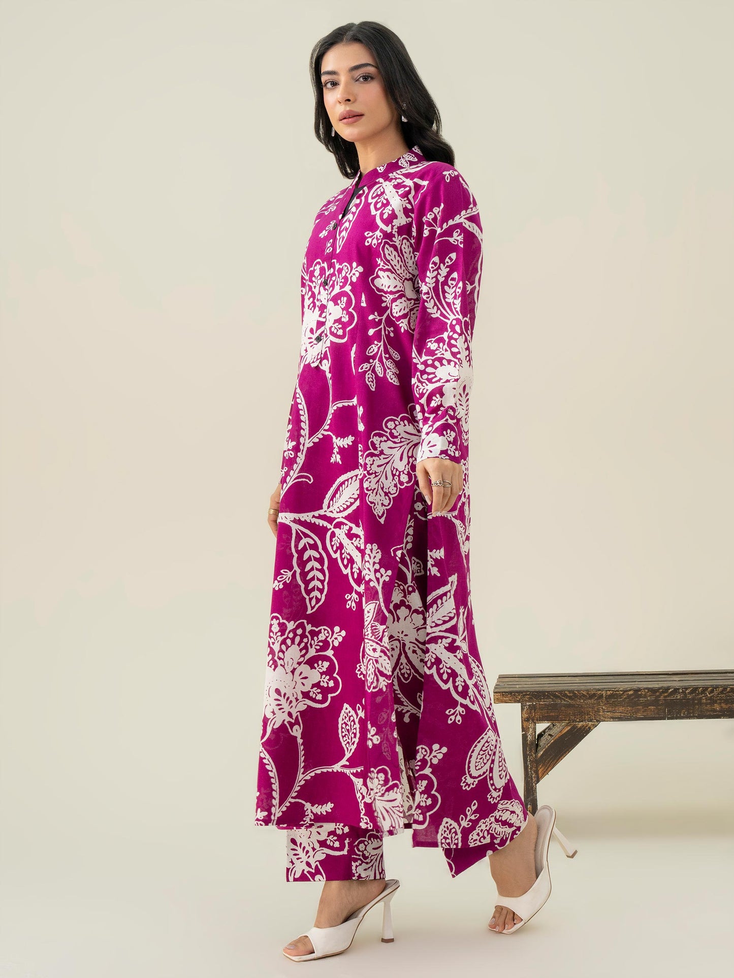 2 Piece Khaddar Suit-Printed (Pret)