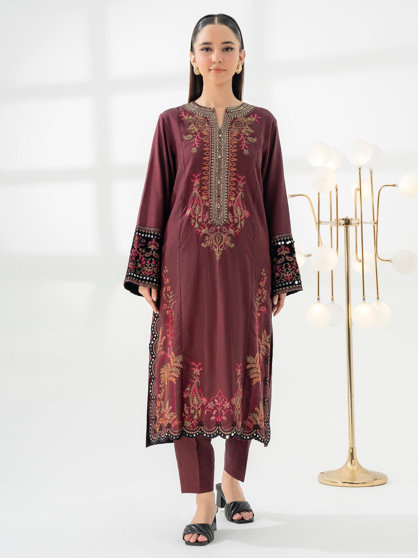 2 Piece Yarn Dyed Suit-Embroidered (Pret)