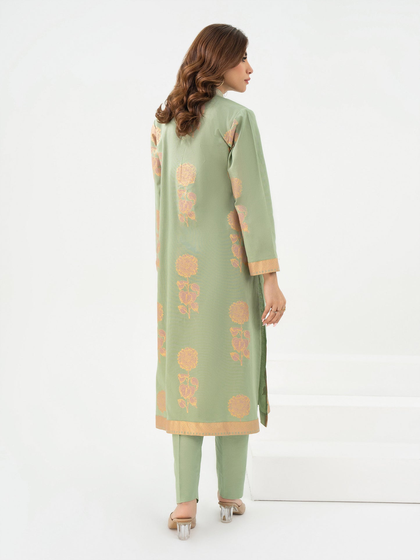 2 Piece Khaddar Suit-Embroidered (Pret)