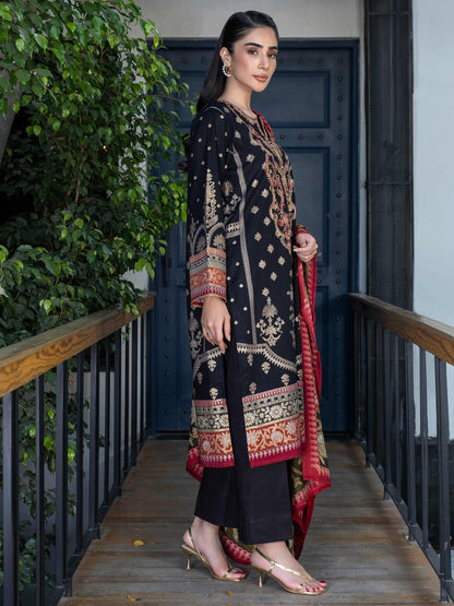 2 Piece Khaddar Suit-Embroidered (Pret)