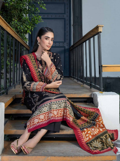 2 Piece Khaddar Suit-Embroidered (Pret)