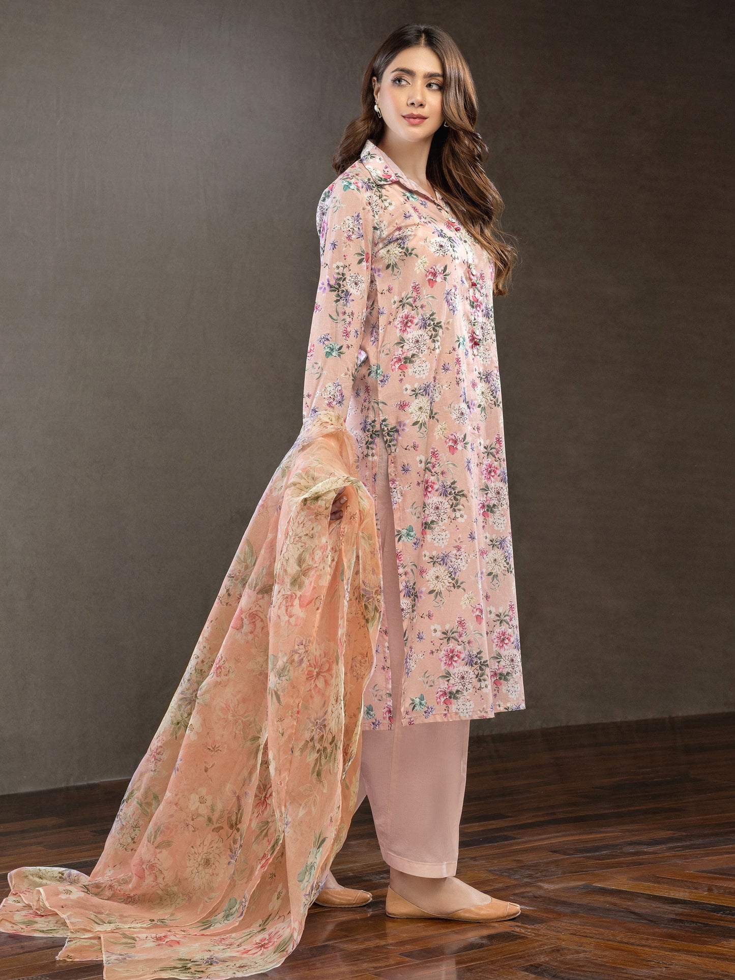 3 Piece Lawn Suit Printed Unstitched Limelightpk