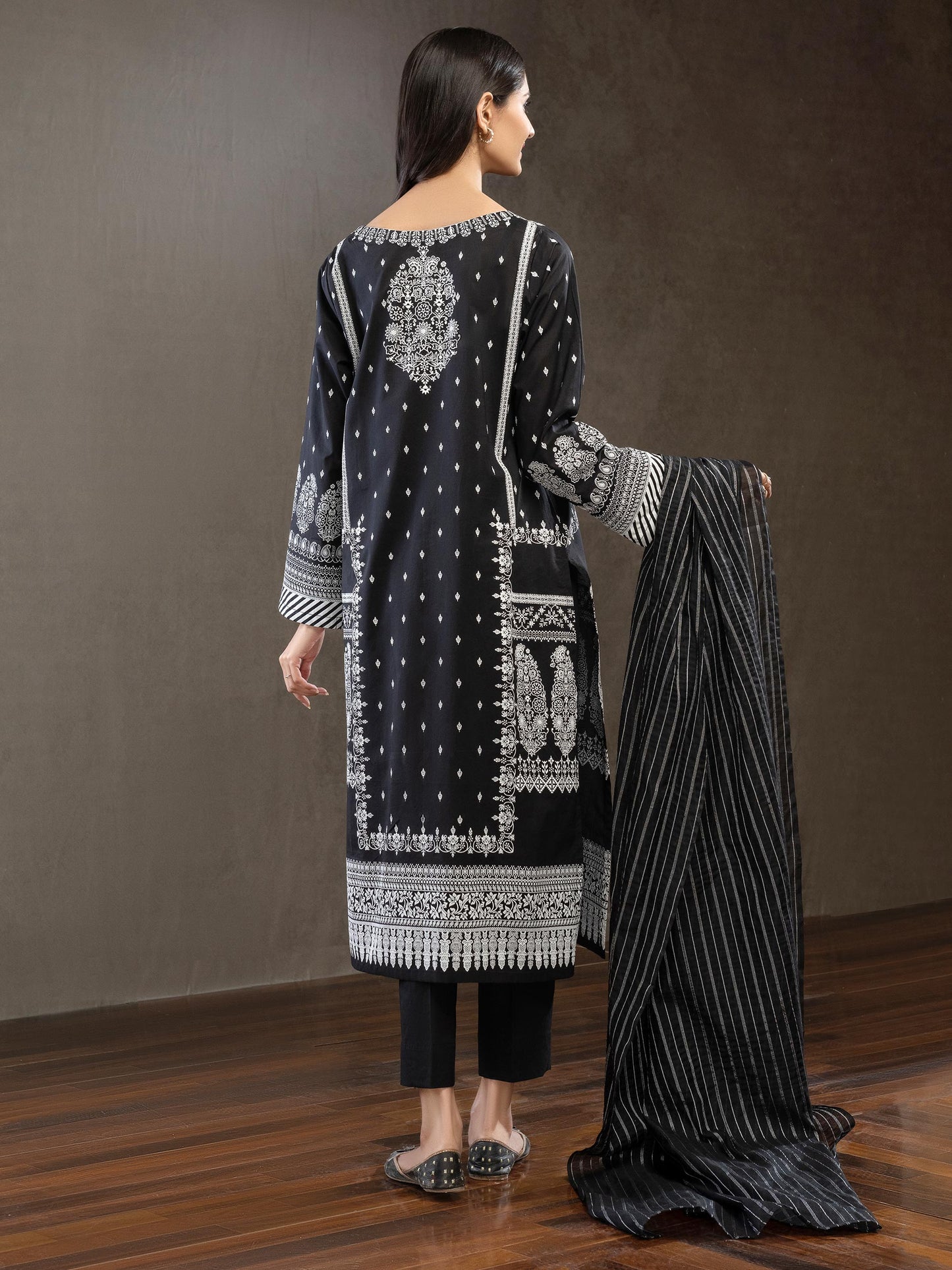 3 Piece Lawn Suit-Printed (Unstitched)