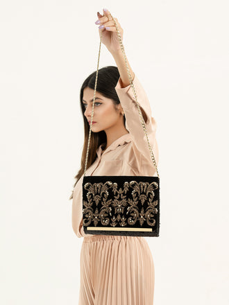 embellished-clutch