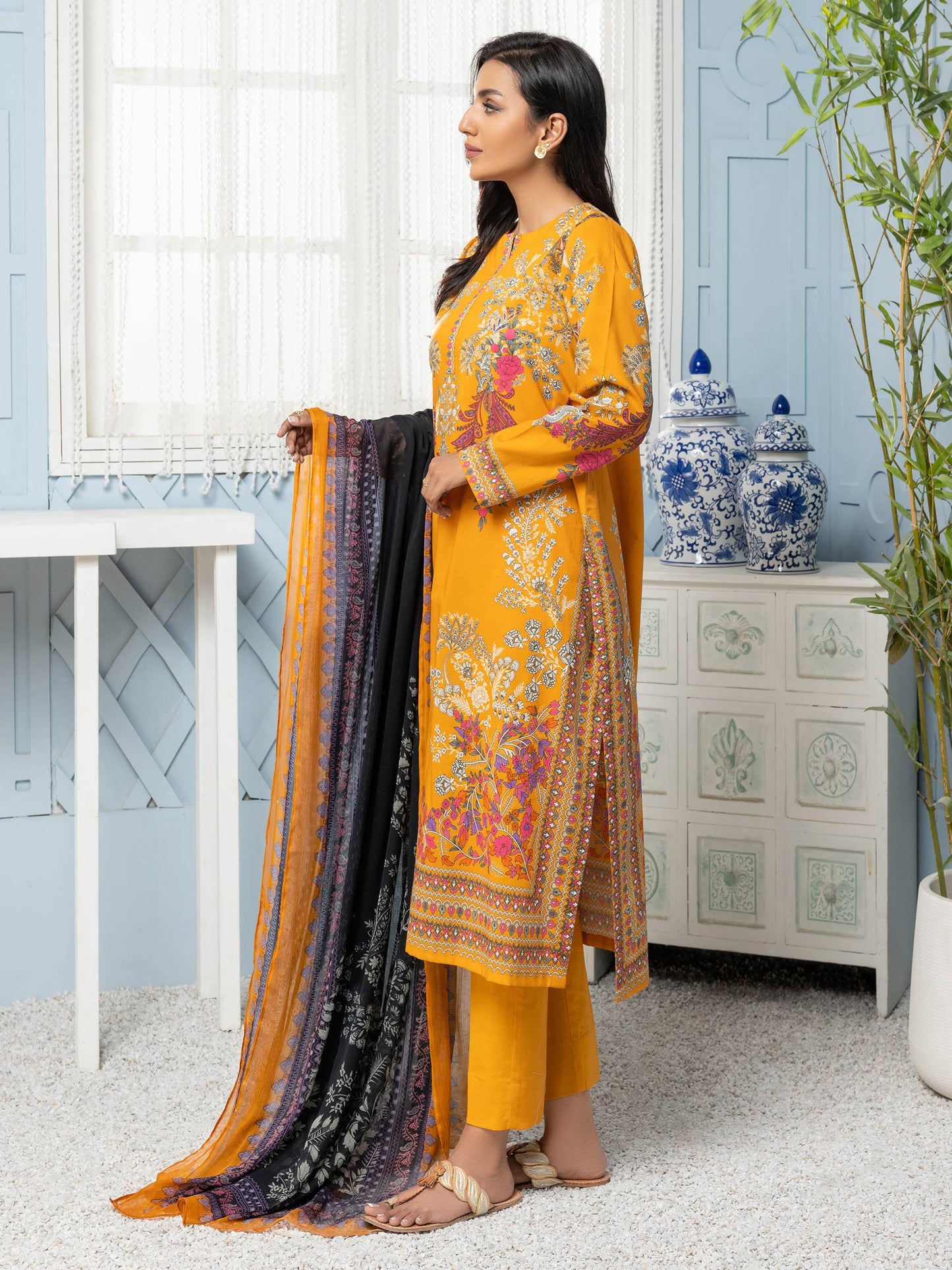 3 Piece Lawn Suit-Printed (Unstitched)