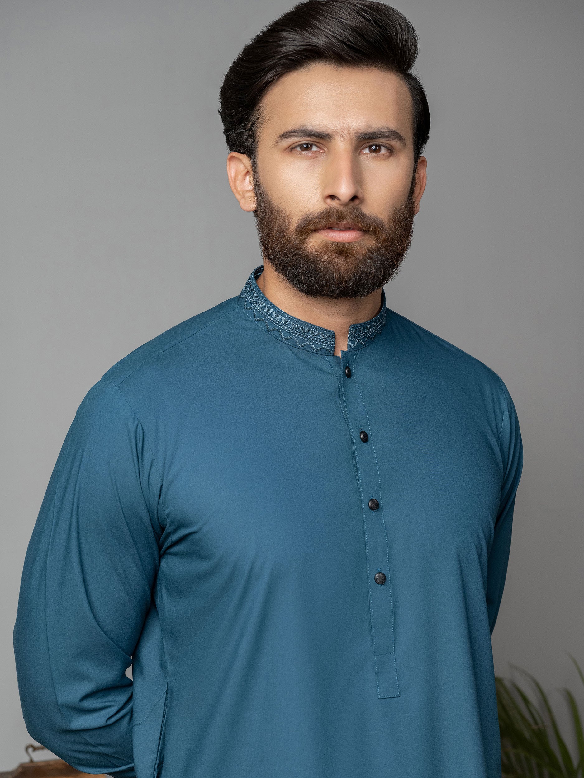 Wash and Wear Suit-Embroidered – Limelightpk