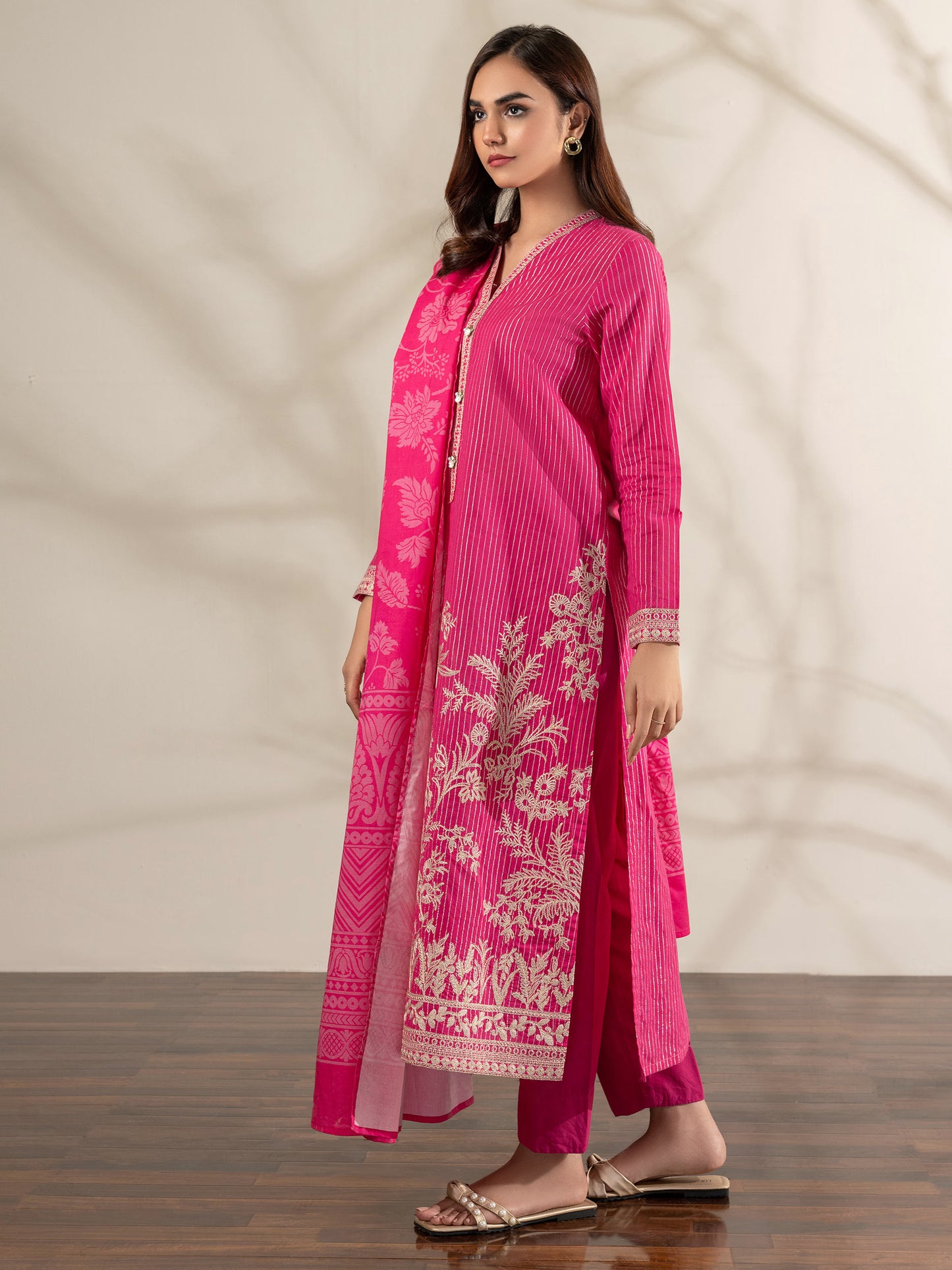 3 Piece Lawn Suit-Embroidered (Unstitched)