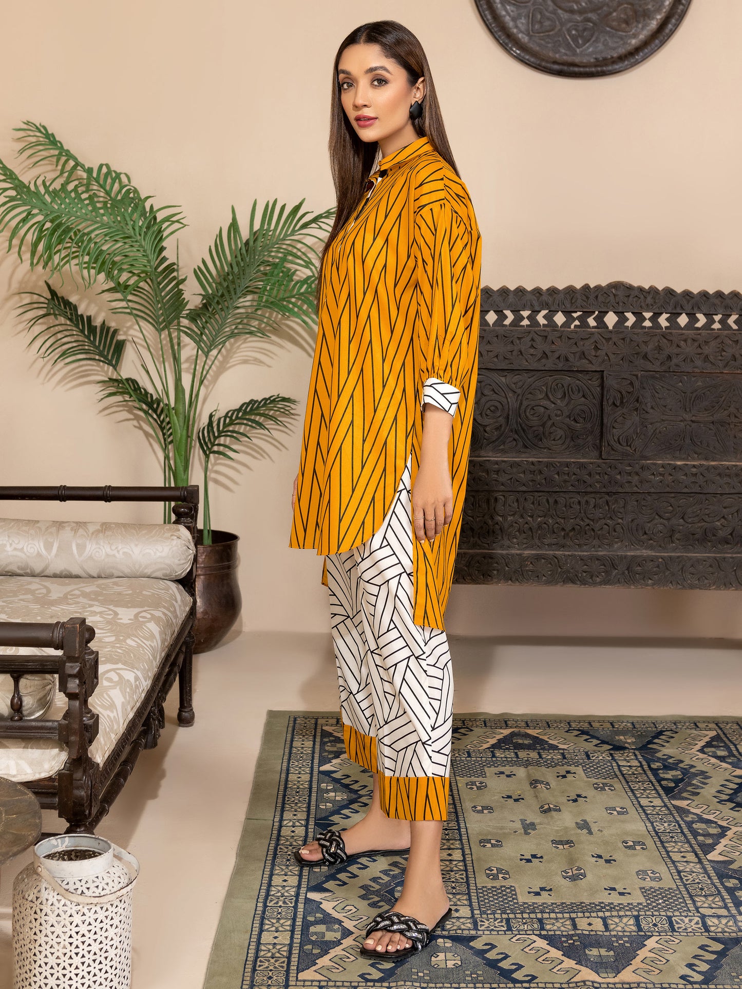 2 Piece Lawn Suit-Printed (Unstitched)