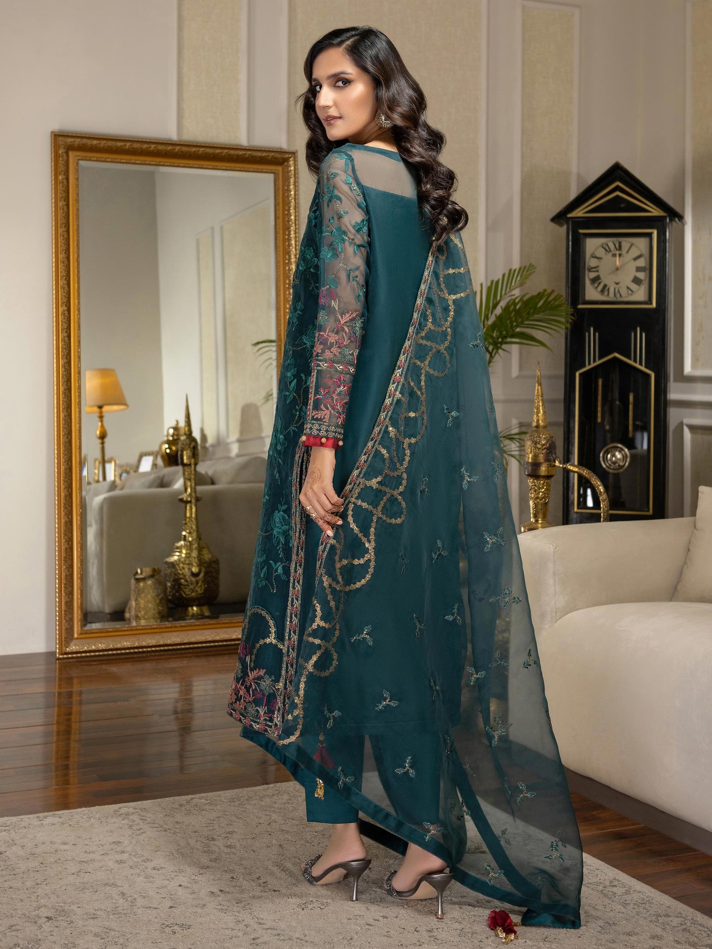 3 Piece Organza Suit-Embroidered (Unstitched)