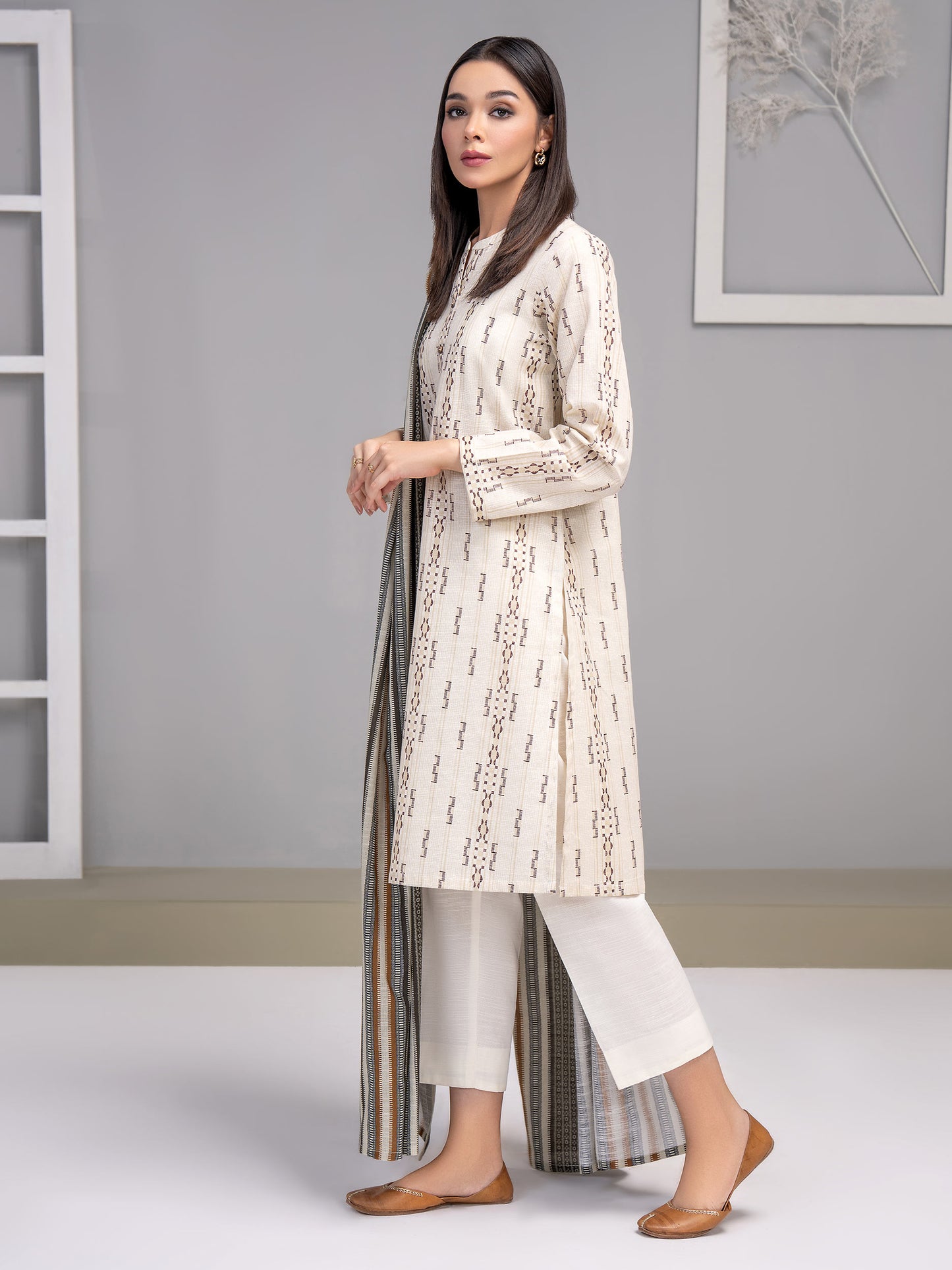 2 Piece Khaddar Suit-Printed(Unstitched)