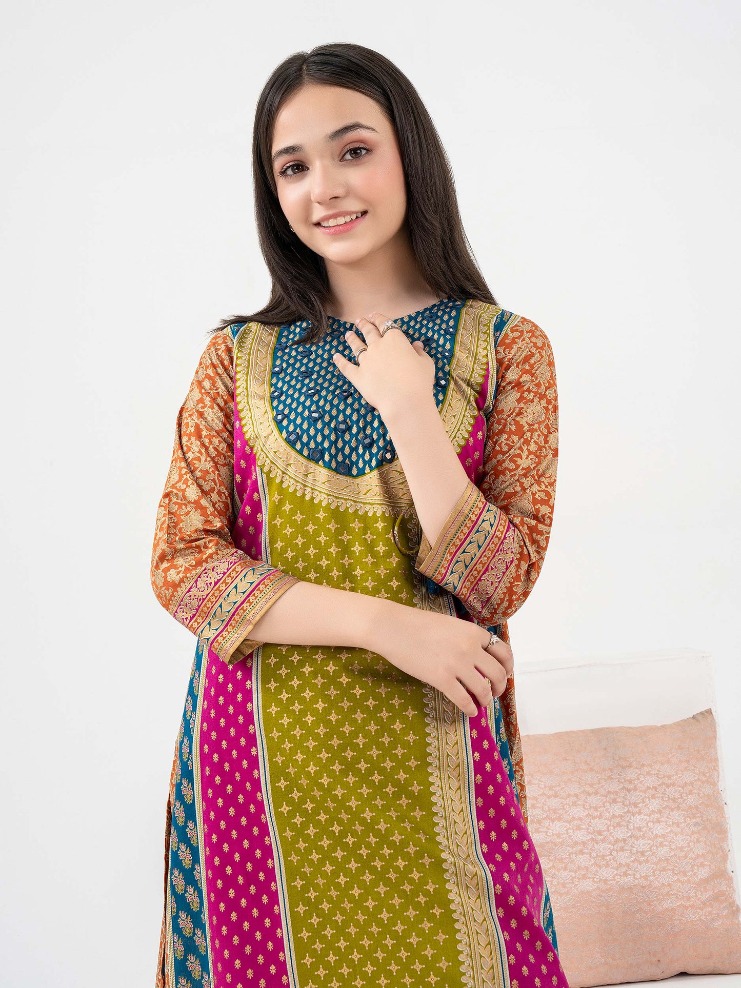 2 Piece Lawn Suit-Embroidered