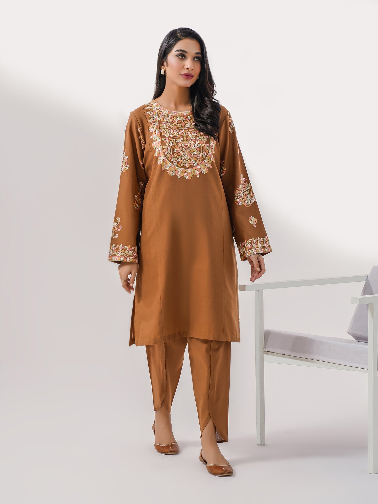 2 Piece Khaddar Suit-Embroidered (Pret)