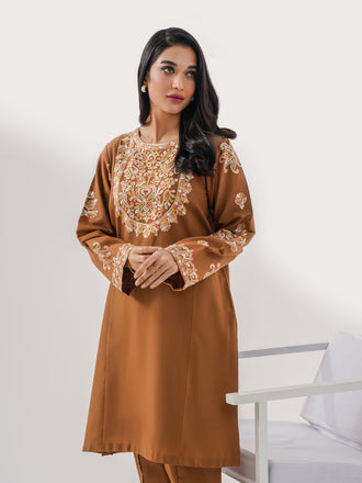 2-piece-khaddar-suit-embroidered-(pret)