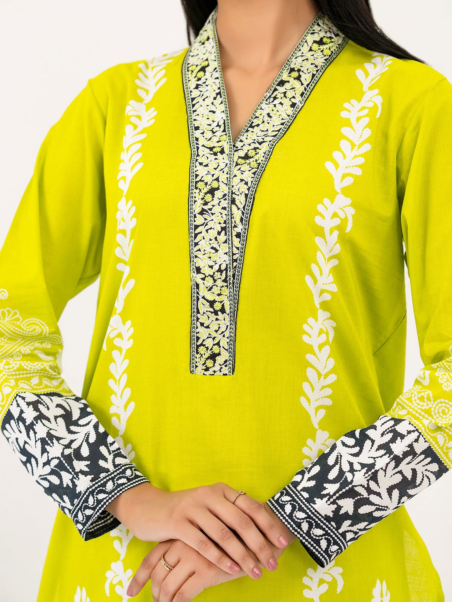 Lawn Shirt-Embroidered (Pret)