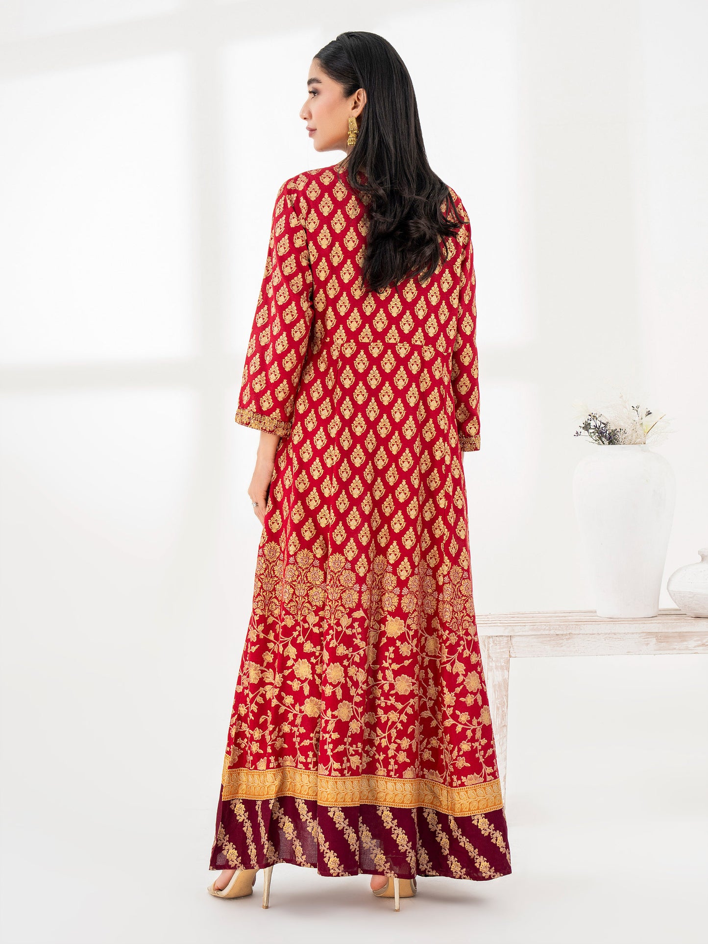 Viscose Pishwas-Embroidered (Pret)