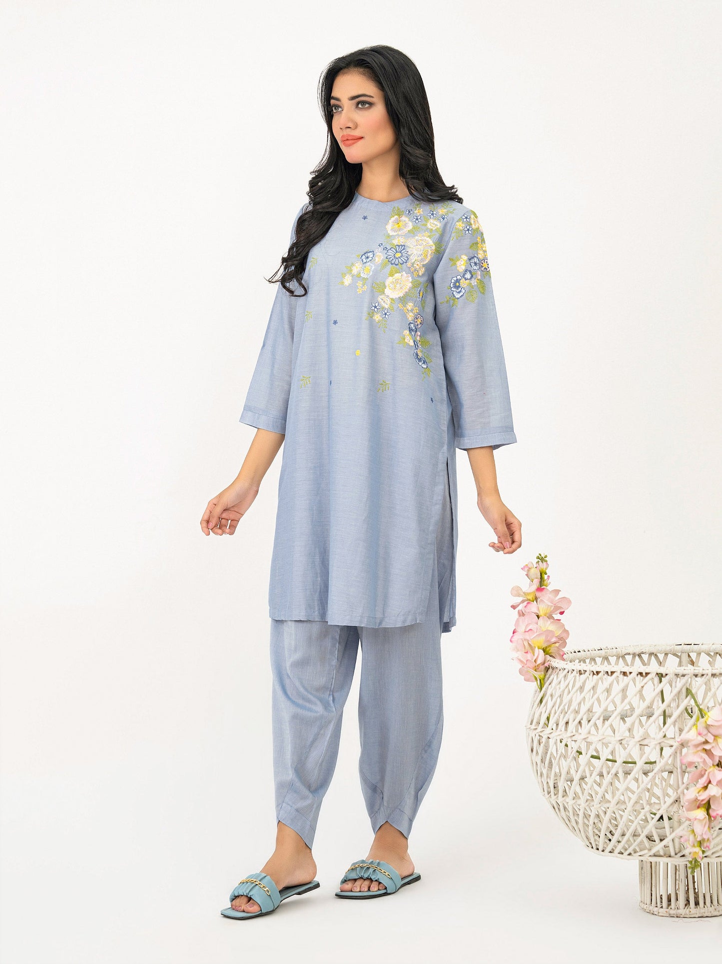 2 Piece Yarn Dyed Suit-Embroidered (Pret)