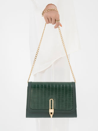 textured-clutch