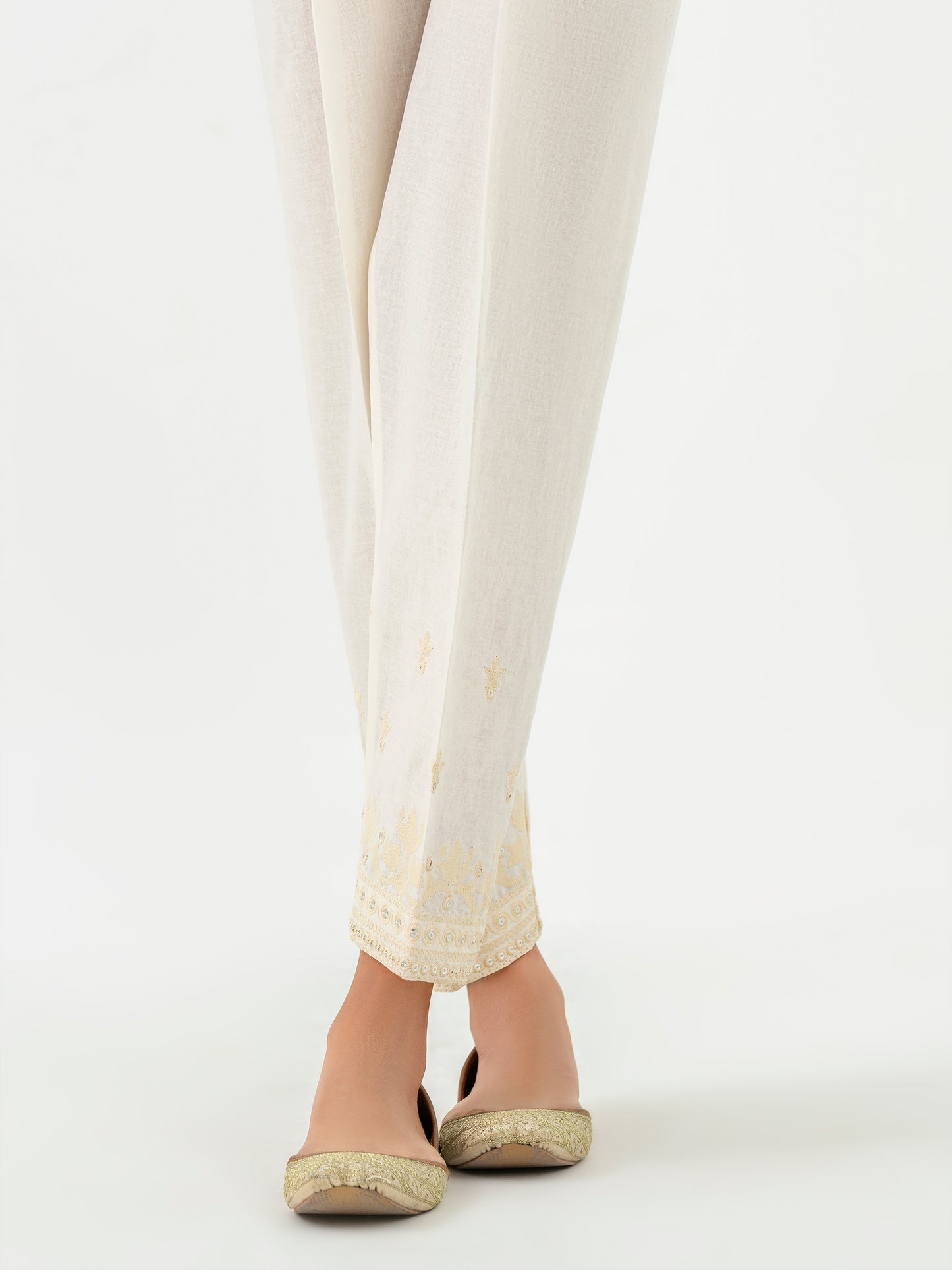 Khaddar Trouser-Embroidered (Pret)